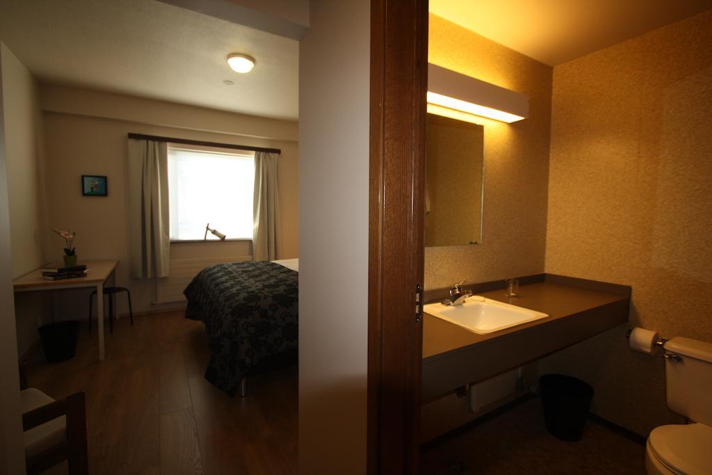 Airport Inn كيفلافيك الغرفة الصورة